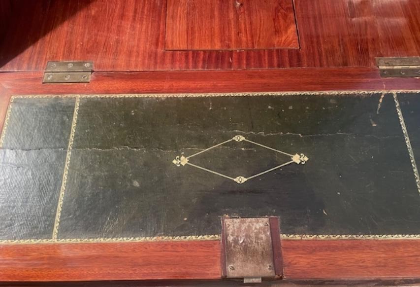 Bureau de pente 18 ème en bois de placage d'époque Louis XV-photo-5