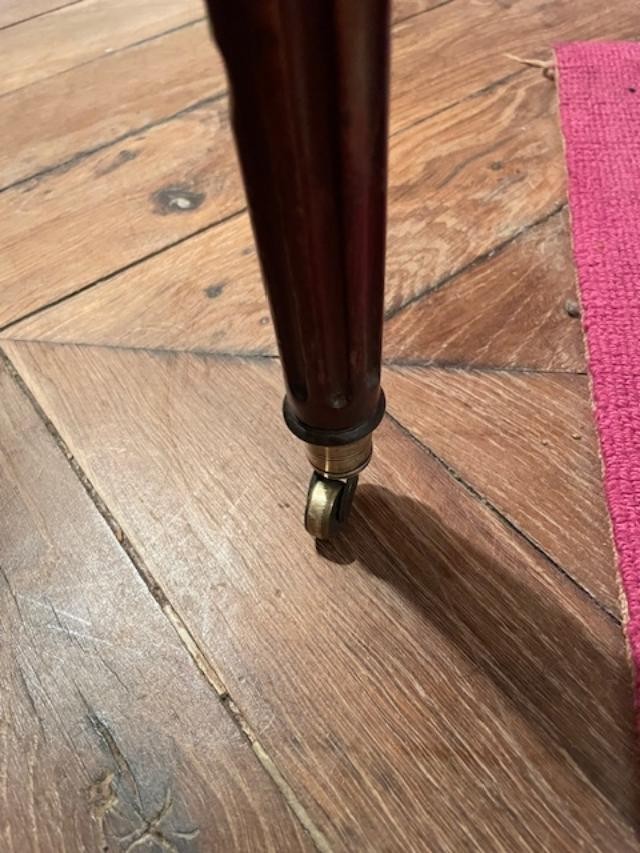 Small Louis XVI Period Mahogany Parlor Desk-photo-3