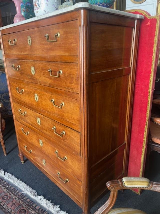 Grand chiffonnier en noyer d'&eacute;poque Louis XVI-photo-4