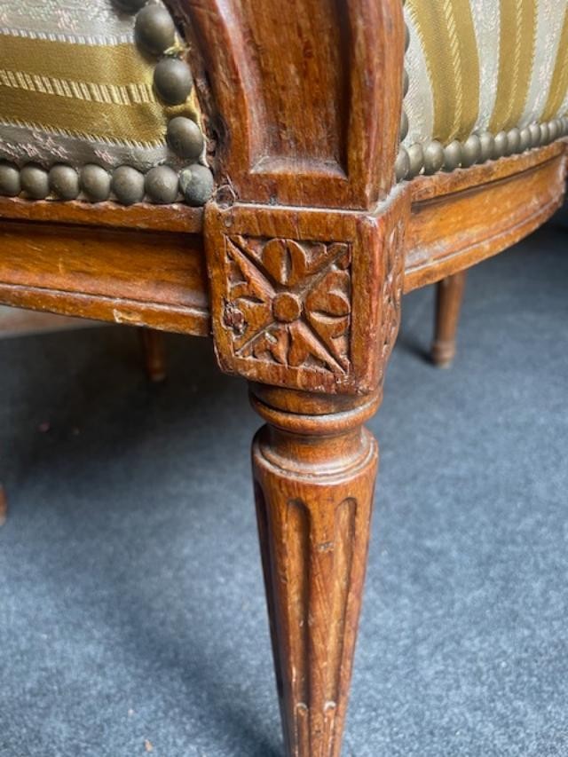 Pair Of 18th Century Louis XVI Period Medallion Armchairs-photo-6