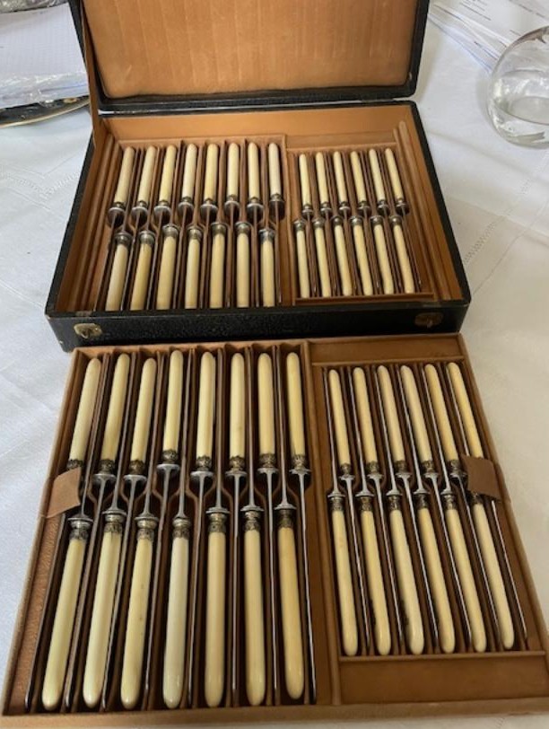 Set Of 30 Table Knives And 24 Cheese Knives , Chenaillier H / Soufflot