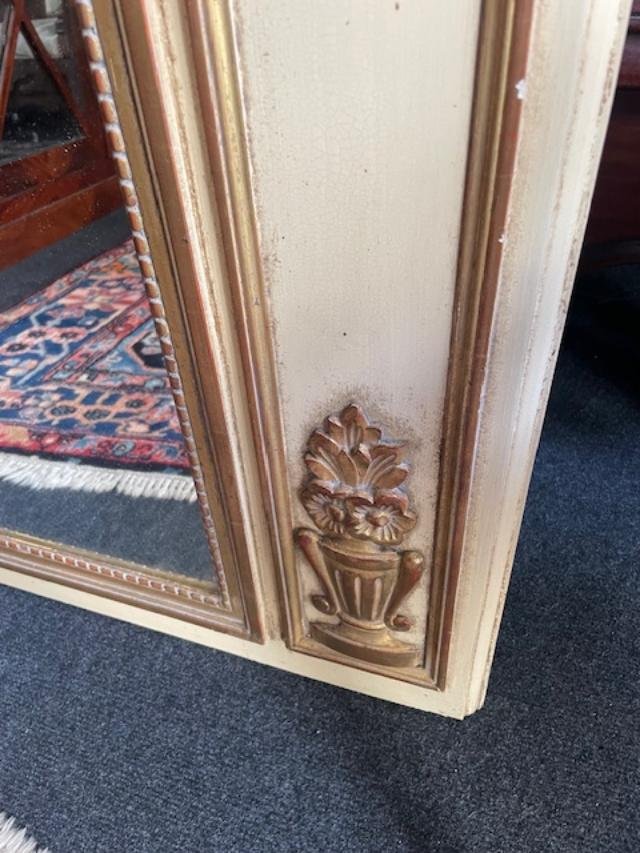 Trumeau de style Louis XVI à décor d'une scène galante-photo-1
