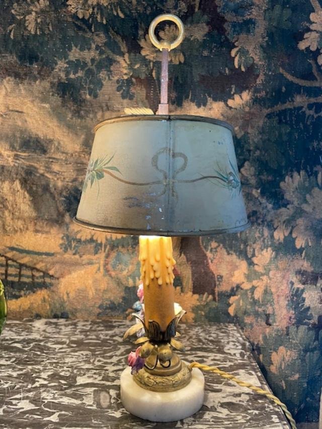Porcelain Hot Water Bottle Lamp With Floral Design-photo-1