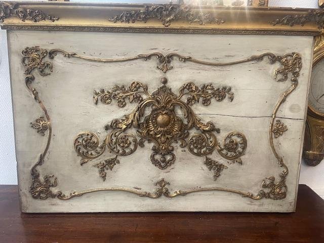 Louis XV-style Carved And Gilded Wooden Door Lintel