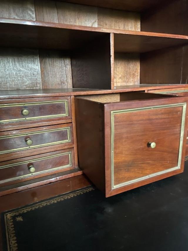 Louis XVI-era Mahogany Secretary Desk-photo-7
