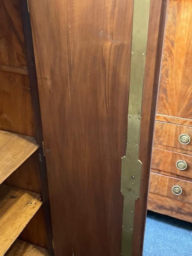 Small Veneered Wooden Cabinet From The Early 19th Century.-photo-4