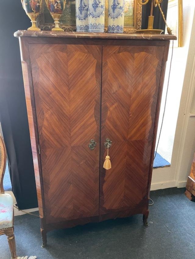 Small Veneered Wooden Cabinet From The Early 19th Century.-photo-4