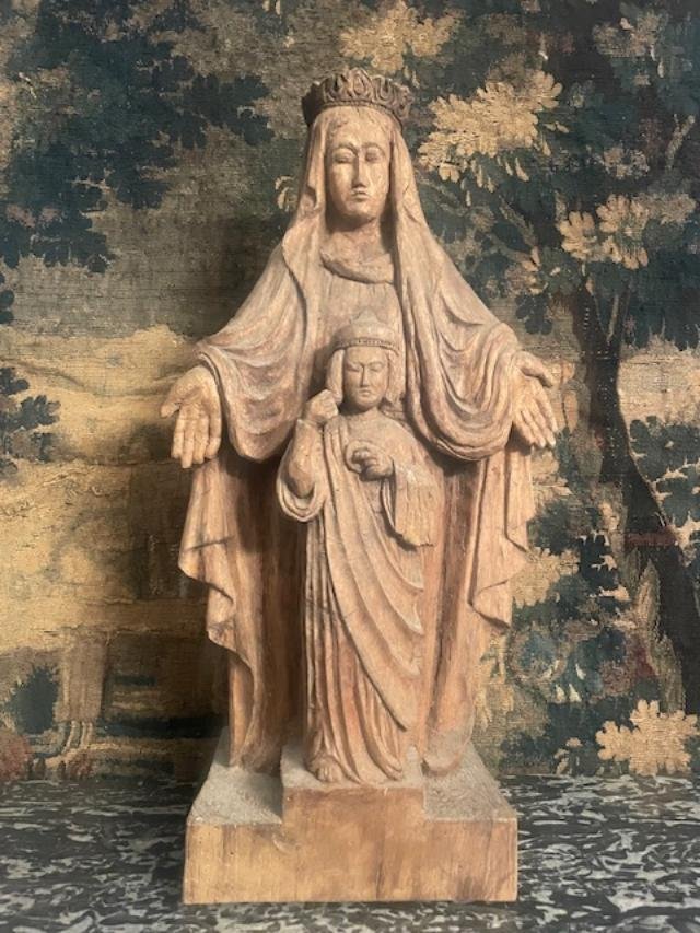 Statue Of The Virgin Mary, The Redeemer