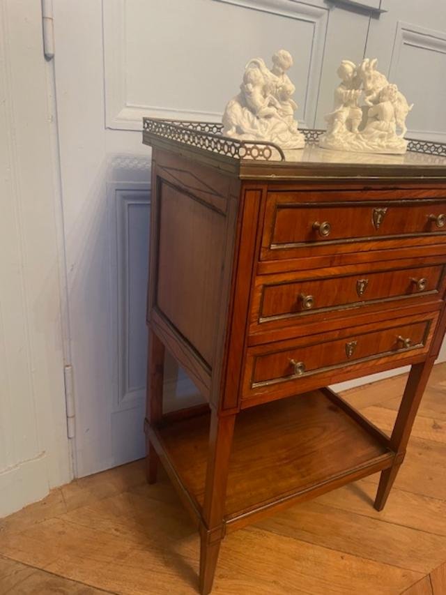 Directoire-period Mahogany Chest Of Drawers-photo-3