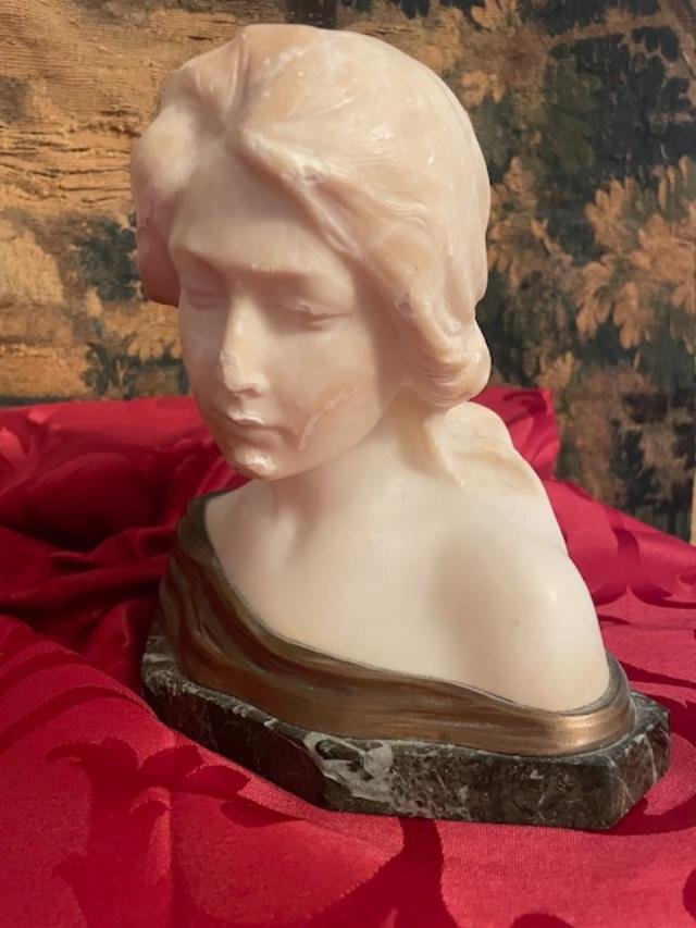 Bust Of A Young Woman On A Marble Base, Circa 1900-photo-3