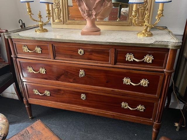 Louis XVI-era Mahogany Chest Of Drawers