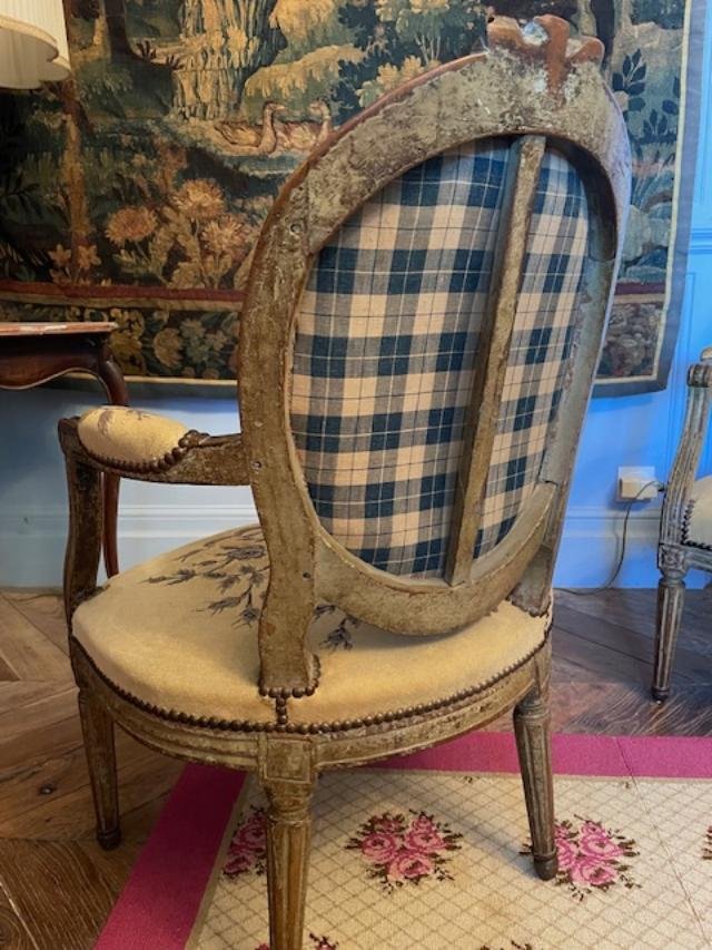 Pair Of 18th-century Armchairs With Medallion-shaped Backs In The Louis XVI Style-photo-2