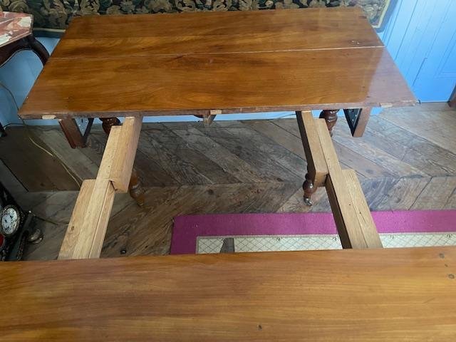 Restored Antique Mahogany Folding-top Table-photo-2