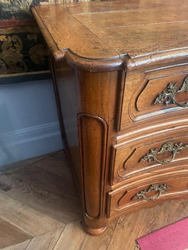 Petite commode 18 ème en noyer d'époque Régence.-photo-3
