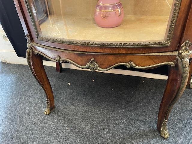 Napoleon III-era Veneered Wooden Display Cabinet-photo-1