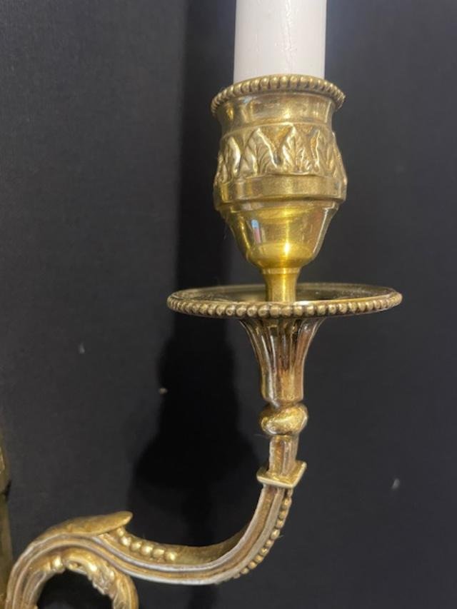 An Elegant Pair Of Gilded Bronze Wall Sconces In The Louis XVI Style-photo-2