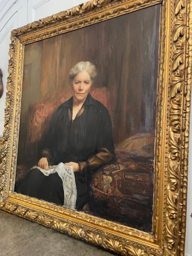 Important portrait d'une femme à la dentelle , huile sur toile.