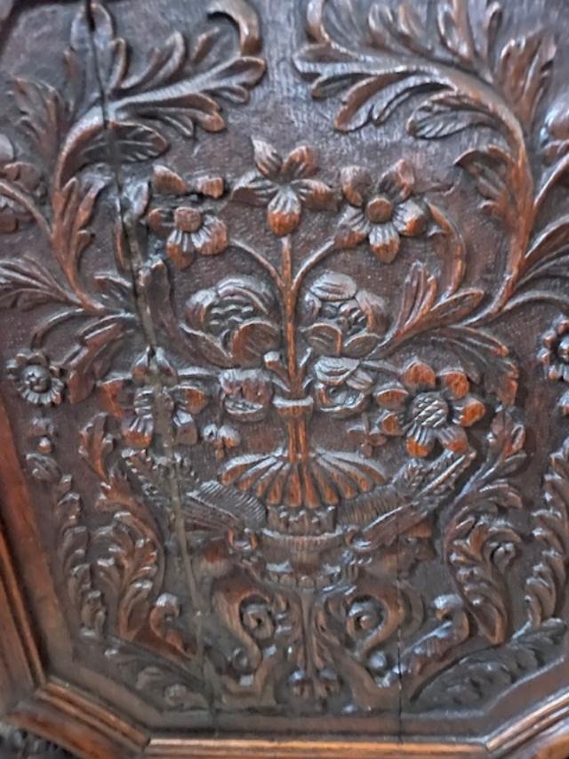 18th-century Sideboard Made Of Natural Wood.-photo-4