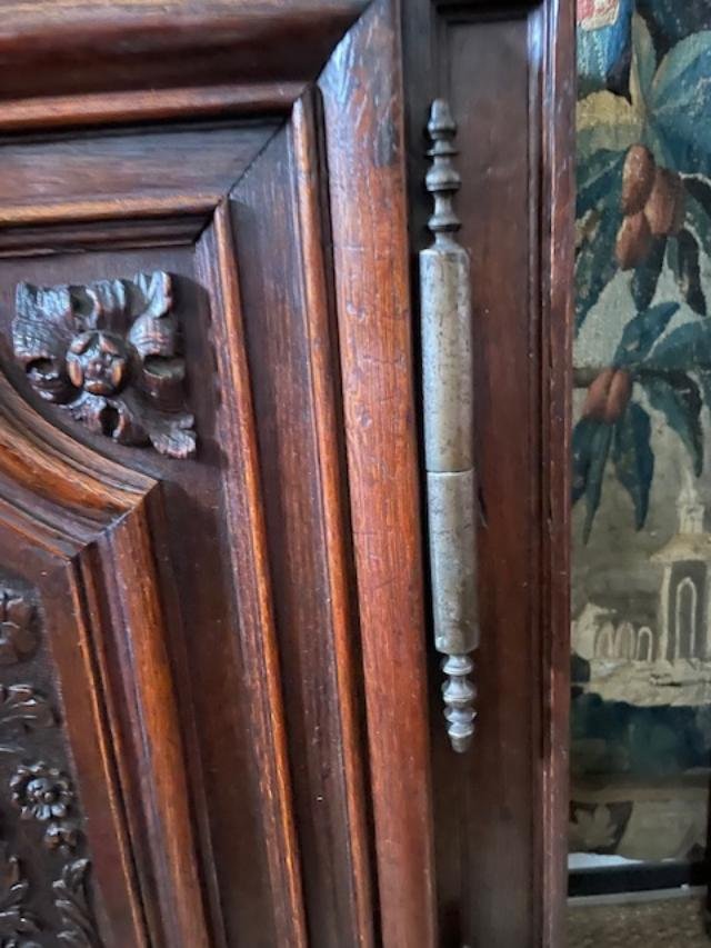 18th-century Sideboard Made Of Natural Wood.-photo-1