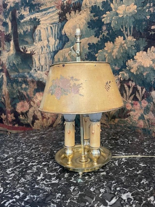 Lampe bouillotte de style Louis XVI