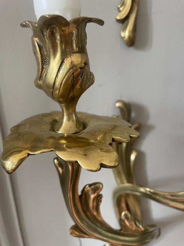 Pair Of Louis XV Wall Sconces In Gilded Bronze-photo-2
