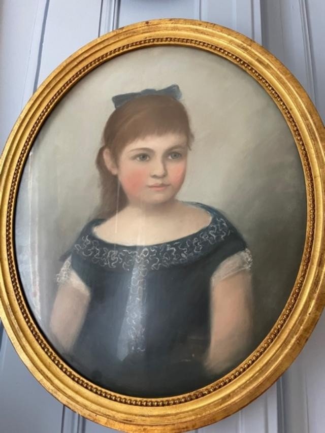 Pastel Portrait Of A Young Girl From The 19th Century-photo-2