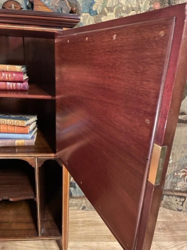 Mahogany Partition Cabinet With Marquetry Inlays-photo-2