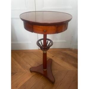 Mahogany Pedestal Table With Central Shaft From The Empire Period