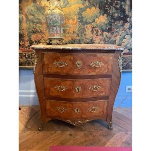 Commode 18 ème estampillée Jean-Charles SAUNIER époque Louis XV