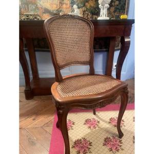 Suite de 6 chaises 18 &egrave;me au mod&egrave;le d&#039;&eacute;poque Louis XV