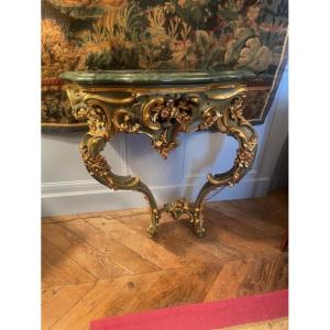 Console en bois sculpt&eacute; et dor&eacute; de style Louis XV