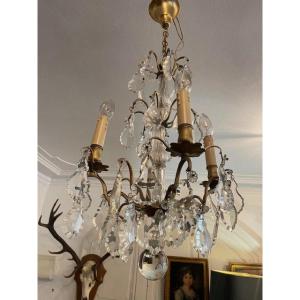 Charmant lustre à pampilles en bronze et cristal