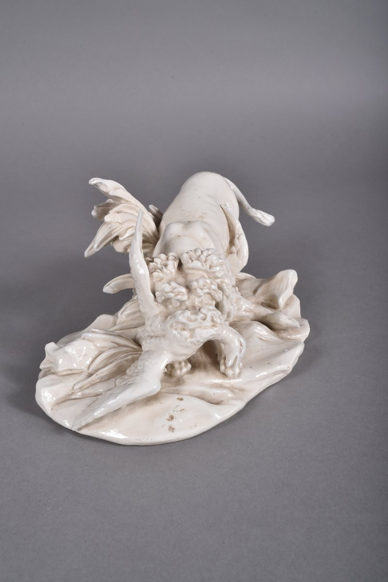 Jean Baptiste Oudry, chien Barbet chassant des Canards, faience-photo-3