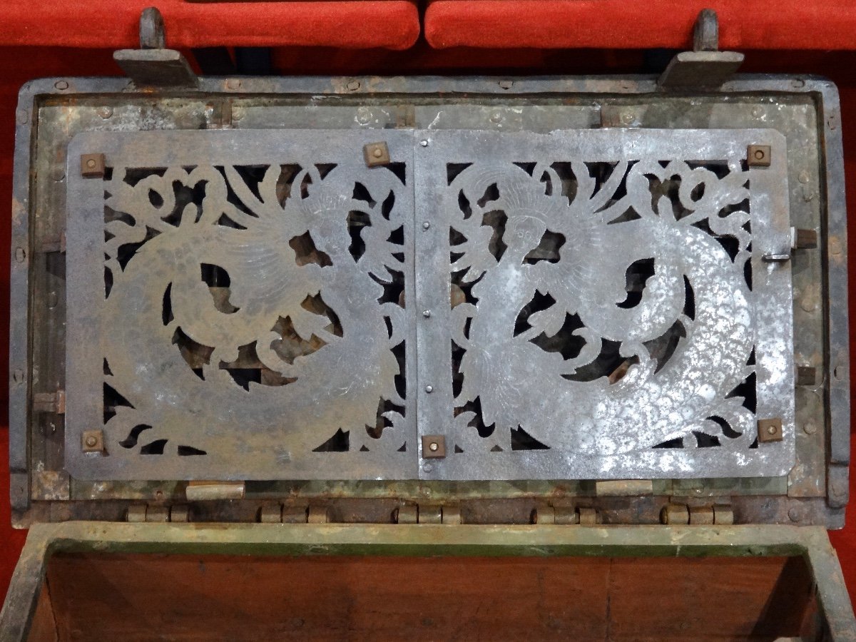 Corsair's Chest Decorated With Sirens Nuremberg High Period 17th Century -photo-3