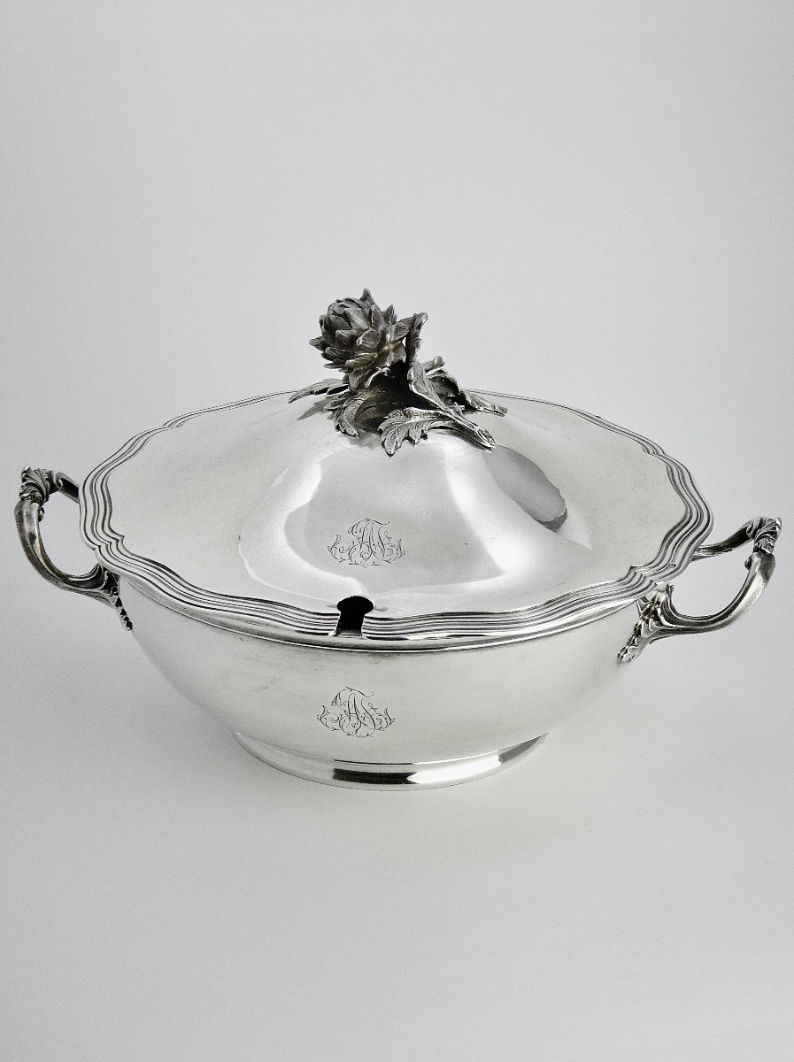Boulenger à Paris soupière ou légumier en Argent Massif de Style Louis XV époque XIXe