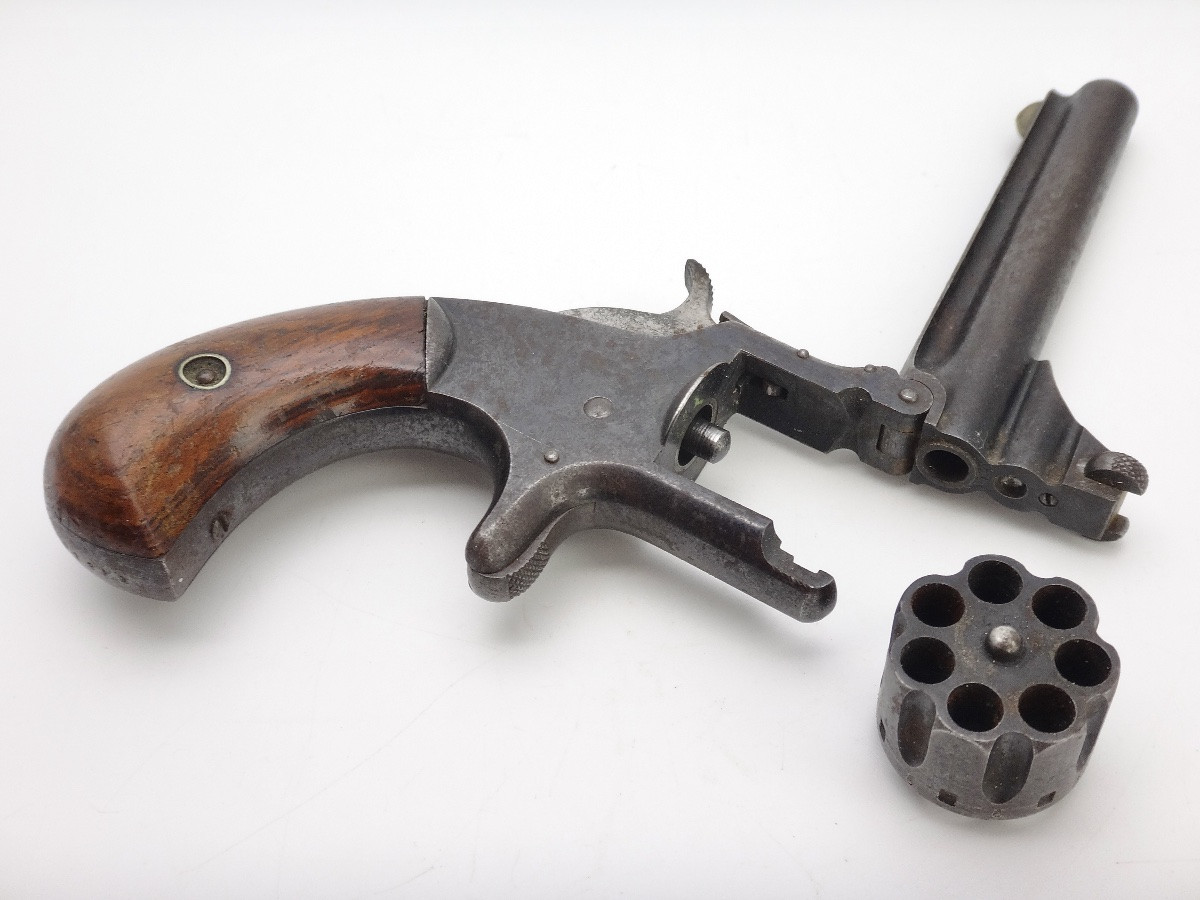 Revolver Smith et Wesson 1er modèle 3ème issue à 7 coups Calibre 22 époque XIXe vers 1868-photo-2