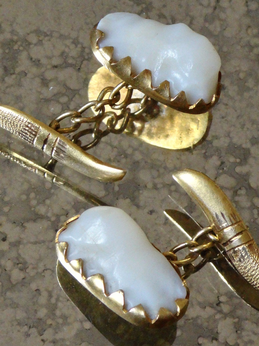 18k Gold Marine Talisman Machete Buttons And Otoliths Mounted As Amulets, 19th Century-photo-1