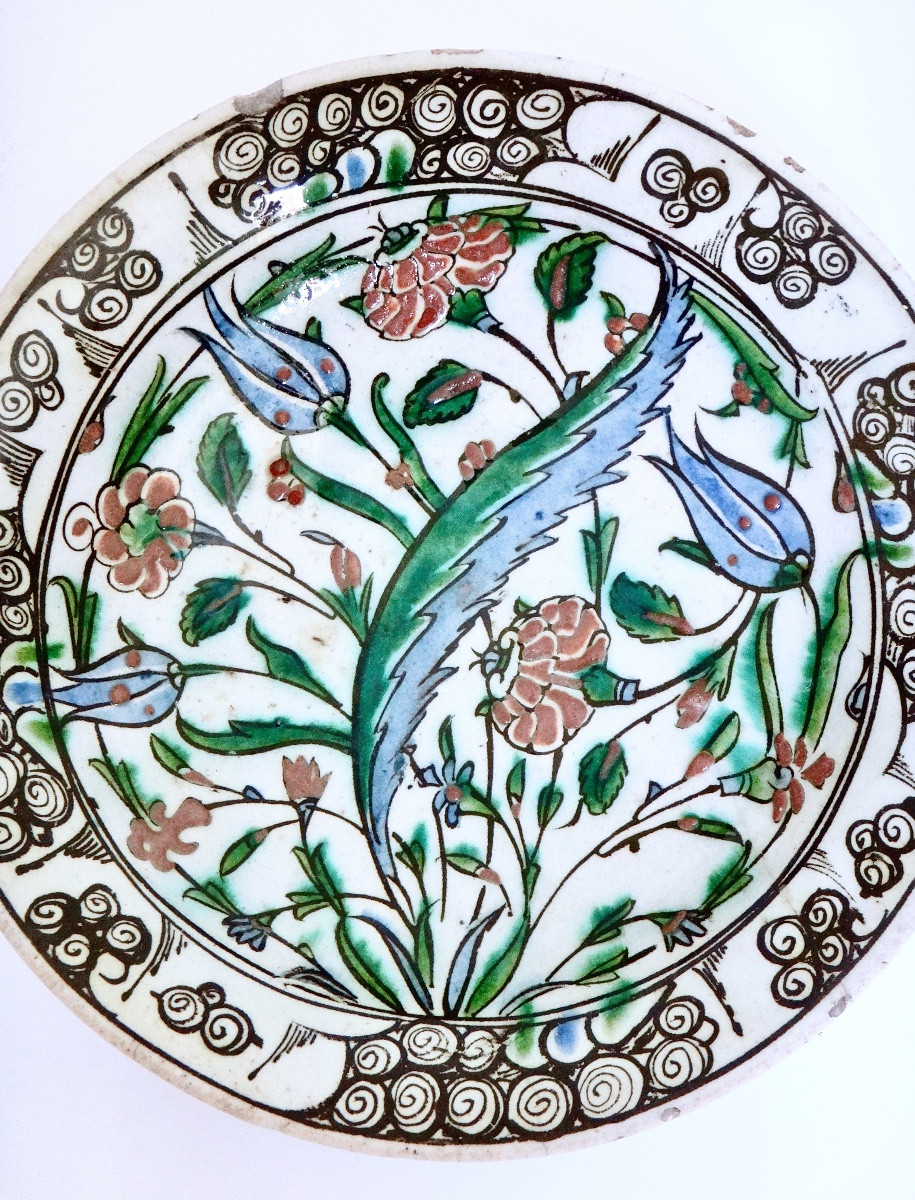 PLAT EN FAIENCE D' IZNIK À LA PALME SAZ ART OTTOMAN EPOQUE XVIIe  -photo-2