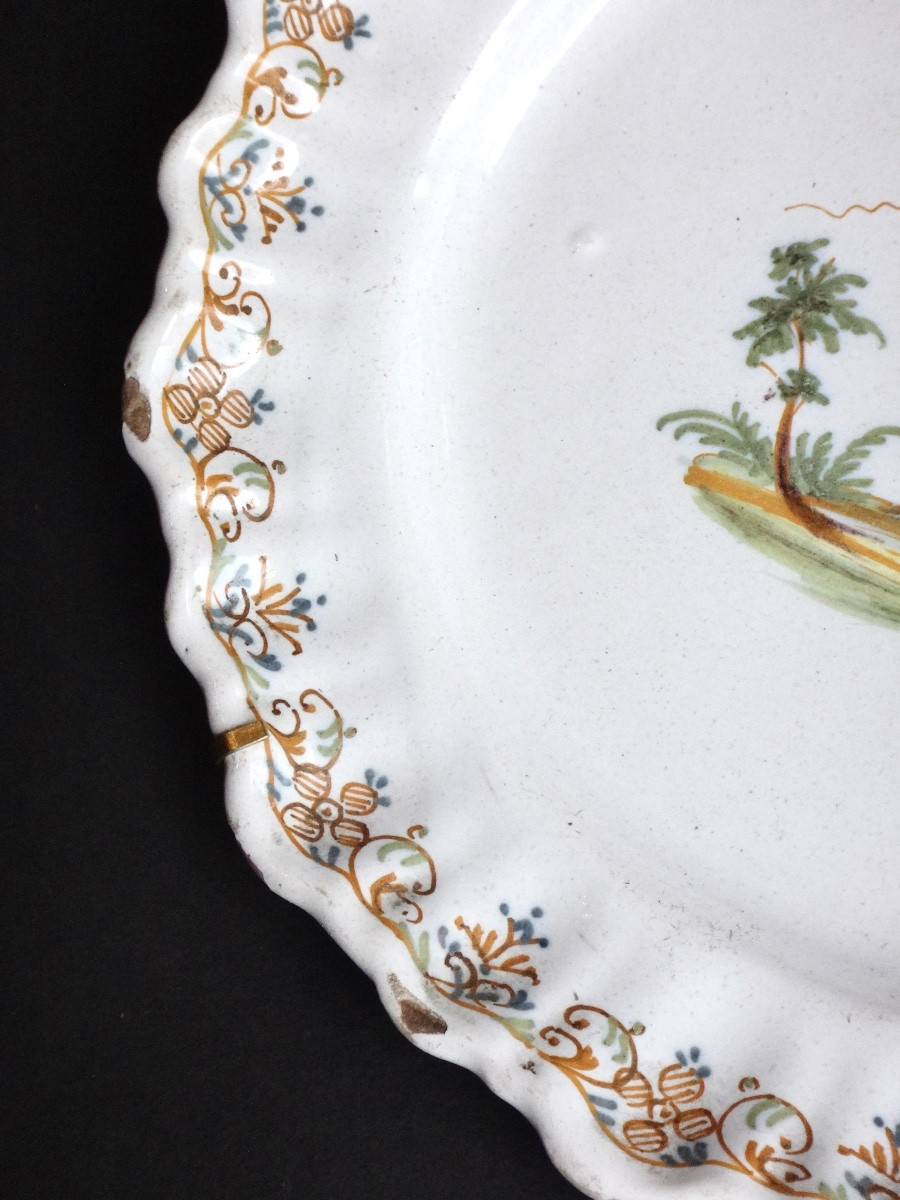 Manufacture De Lyon Pair Of Plates In 18th Century Polychrome Earthenware-photo-2