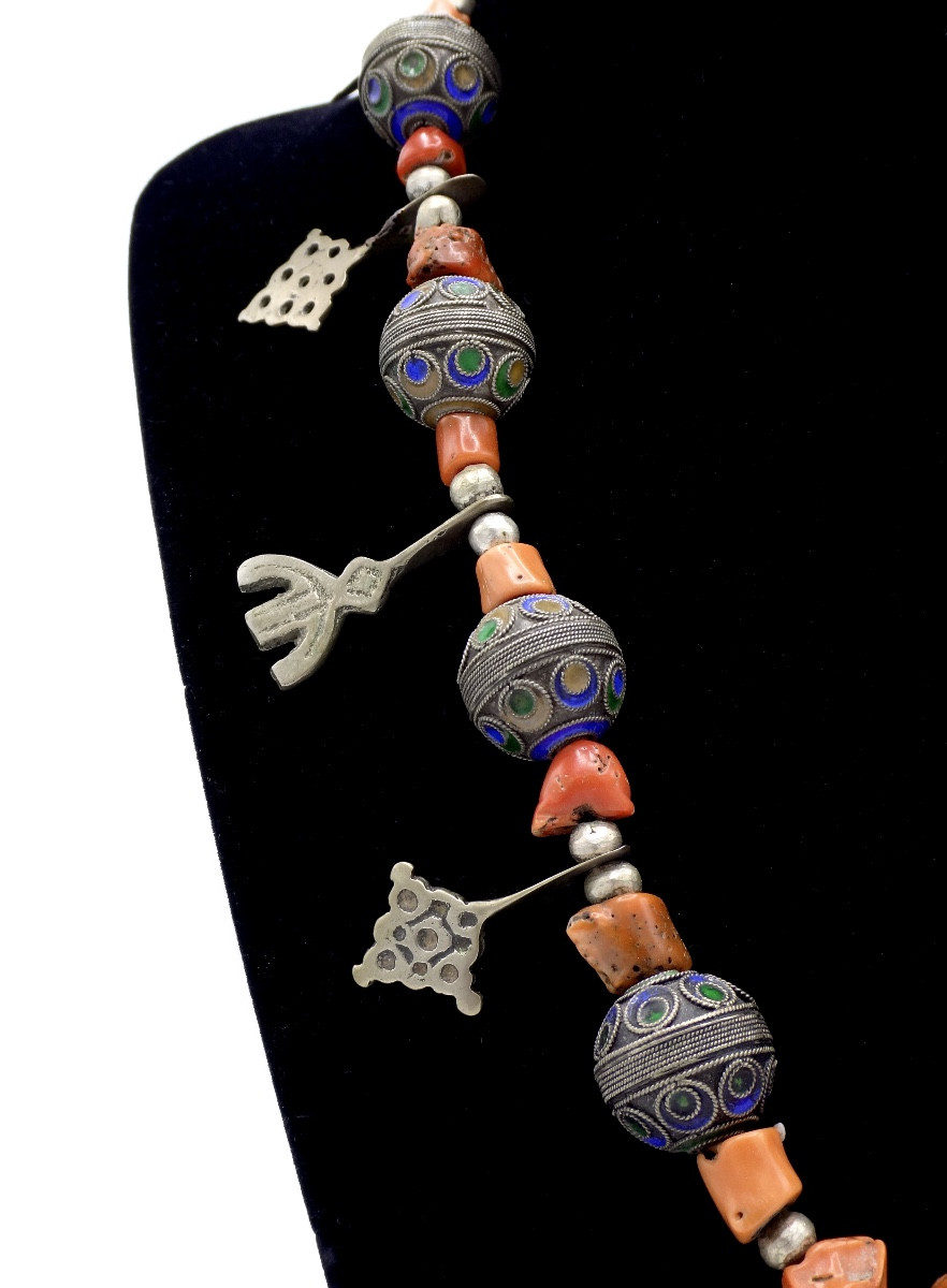 Kabyle Berber Beni Yenni Necklace - Silver "taza" Beads And "el Merjane" Red Coral-photo-3