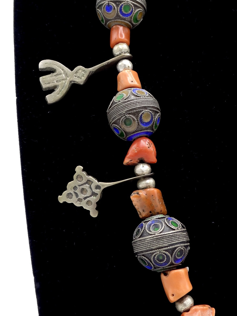 Kabyle Berber Beni Yenni Necklace - Silver "taza" Beads And "el Merjane" Red Coral-photo-1