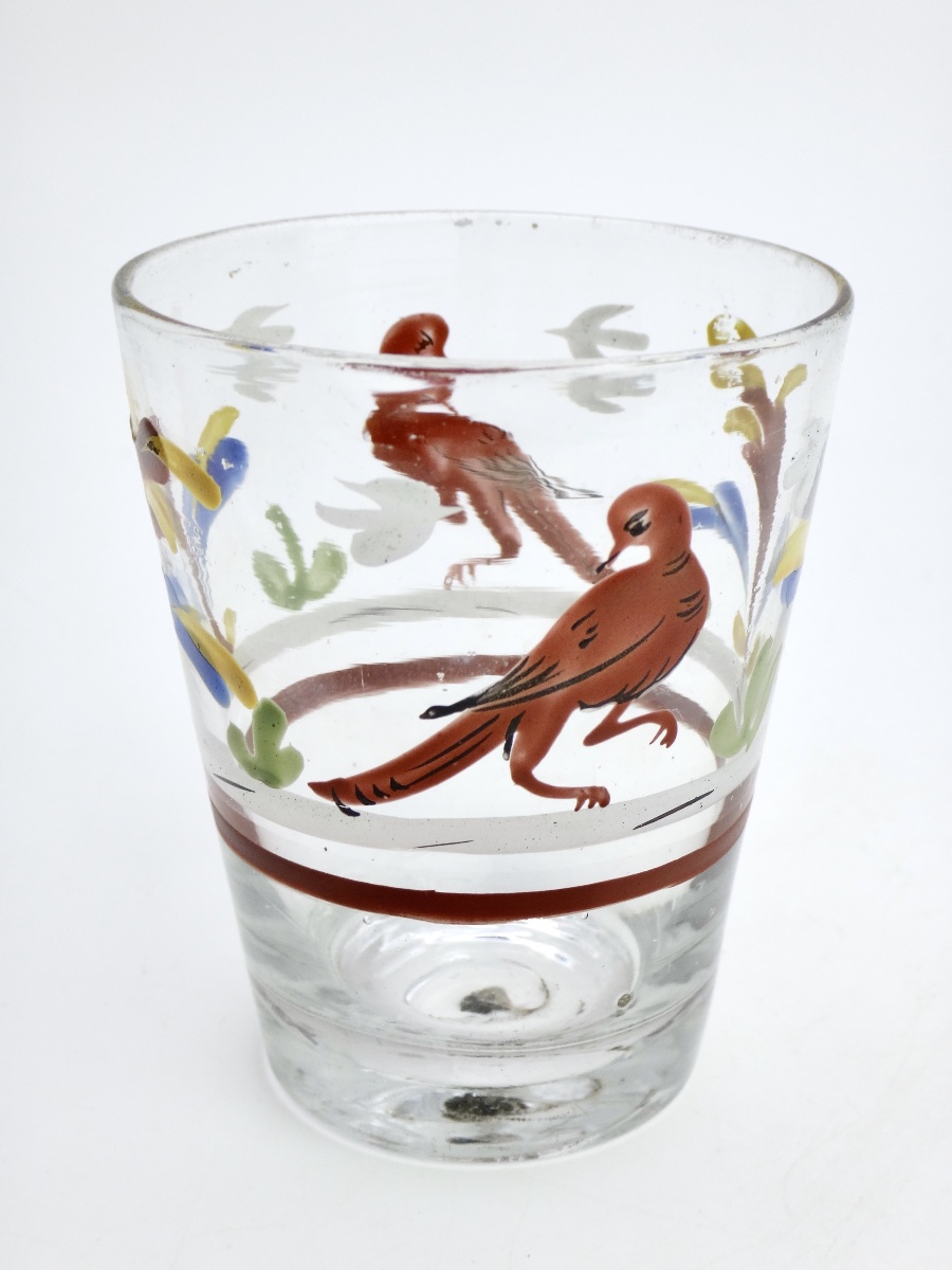 Gobelet émaillé en verre soufflé Alsace ou Suisse époque XVIIIe-photo-2