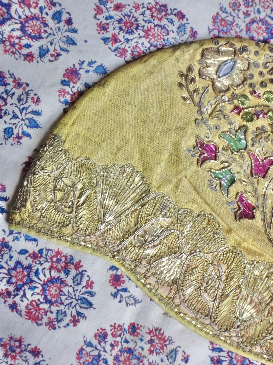 Coiffe traditionnelle alsacienne dite bonnet à bec époque XVIIIe-photo-3