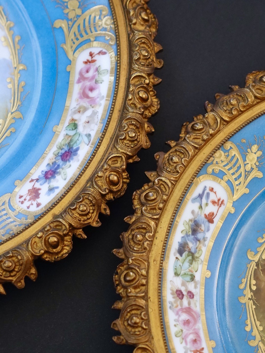 Pair Of Sèvres Porcelain Wall Plates With Bronze Frames In The 19th-century Rocaille Style 1876-photo-2