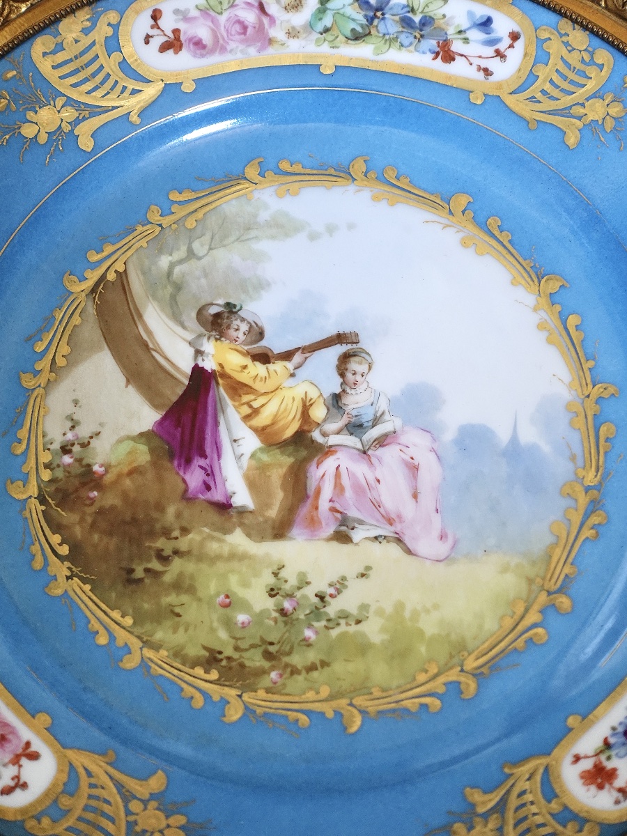Pair Of Sèvres Porcelain Wall Plates With Bronze Frames In The 19th-century Rocaille Style 1876-photo-4