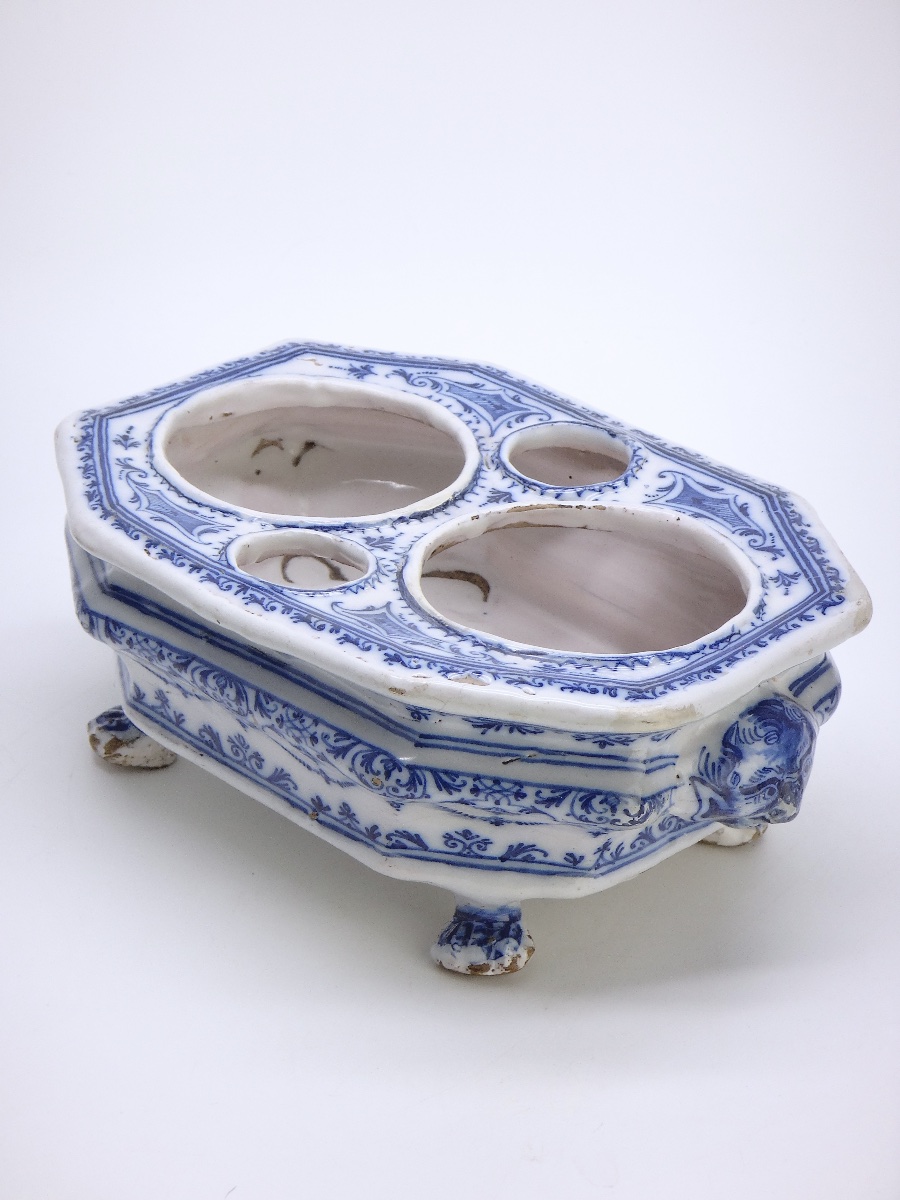 Moustiers Earthenware Oil Cruet By Olérys Laugier à La Bérain, In Shades Of Blue, 18th Century-photo-1