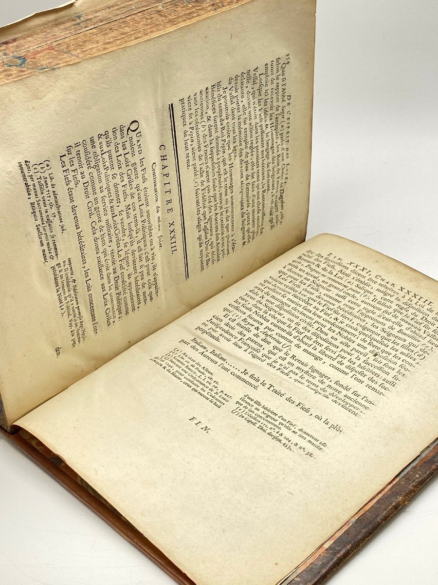DE L'ESPRIT DES LOIX par Montesquieu  Barillot & fils à Genève  2 tomes en 1 vol. in-4° 1749-photo-1