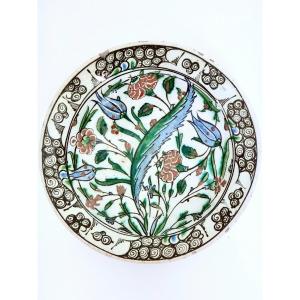 Iznik Faience Plate With A Palm Motif In The Ottoman Art 17th Century Circa 1600