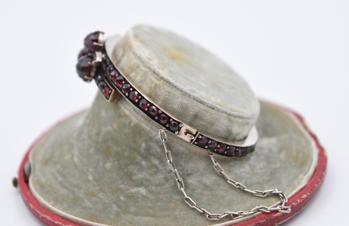 Old Garnet And Silver Bracelet-photo-1