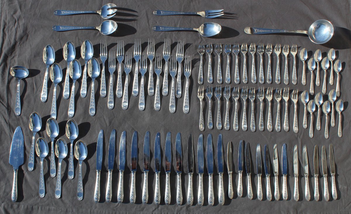 Christofle Villeroy Model 91 Pieces Silver Plated Metal Cutlery Set In Good Condition